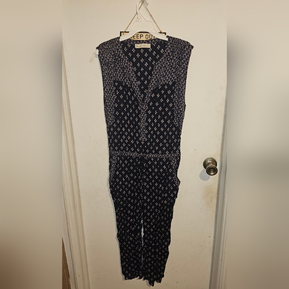 Abercrombie & Fitch Navy and White Patterned Jumpsuit